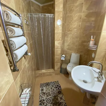 Three Korony Guest house Skhidnytsia