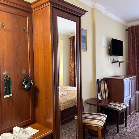 Πανσιόν Three Korony Skhidnytsia