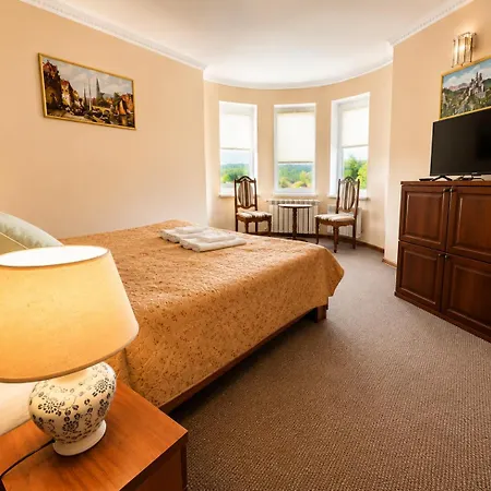 Three Korony Guest house Skhidnytsia